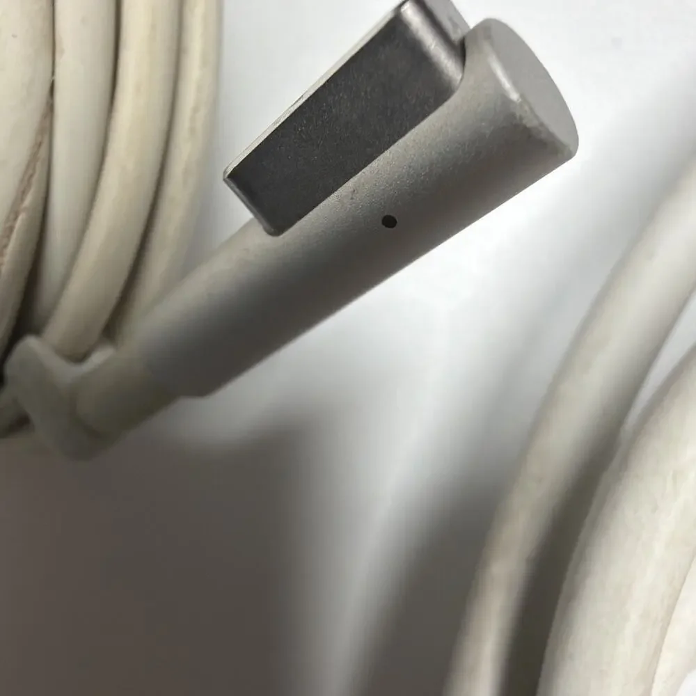 Genuine OEM Apple 85W MagSafe 1 Power Adapter A1343 L-Tip Charger w/ Extension